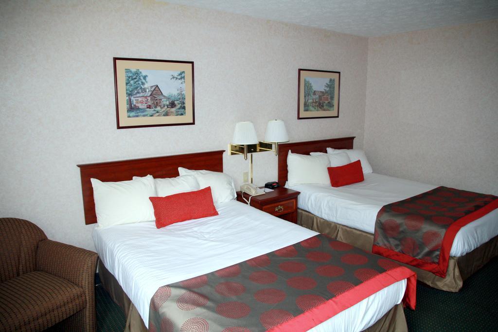Ramada By Wyndham Strasburg Dover Zewnętrze zdjęcie